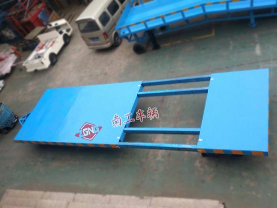 平板车 15吨伸缩型金沙·金沙（中国）官方网