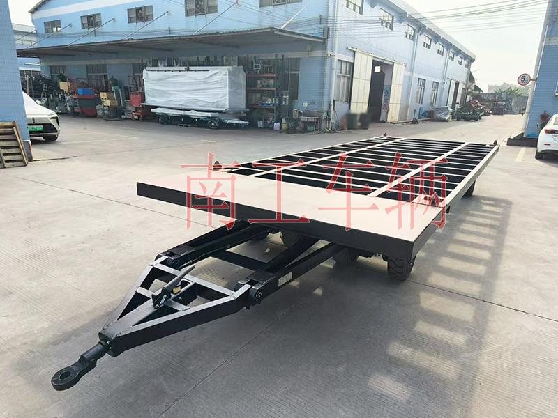 12吨骨架式金沙·金沙（中国）官方网 带角锁刹车全挂车