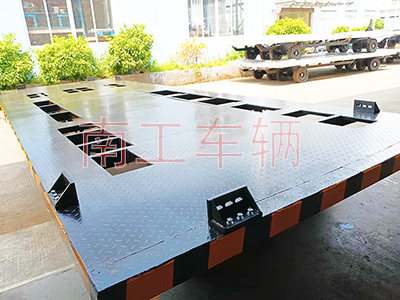 13点5吨箱变拖车底盘 全挂式金沙·金沙（中国）官方网3I.jpg