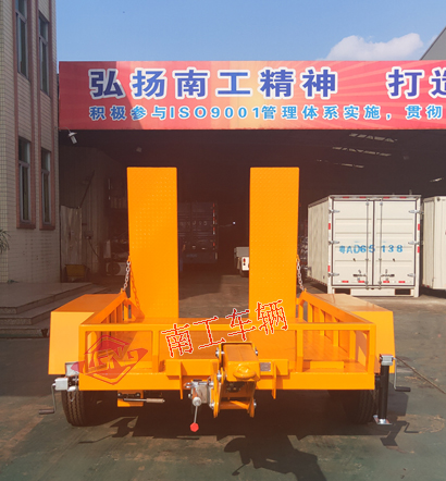 3吨ATV金沙·金沙（中国）官方网 小轿车拖车5I.jpg