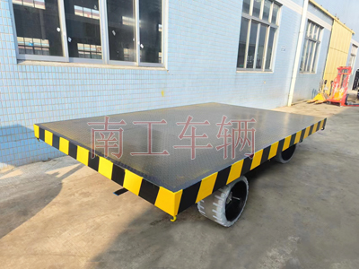 30吨重型金沙·金沙（中国）官方网 环保实心轮胎2I.jpg
