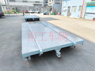 船体艉段运输金沙·金沙（中国）官方网2I.jpg