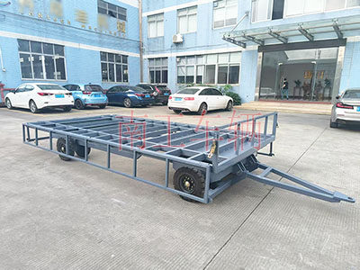 4吨骨架式金沙·金沙（中国）官方网 带下翻护栏工具拖车I.jpg