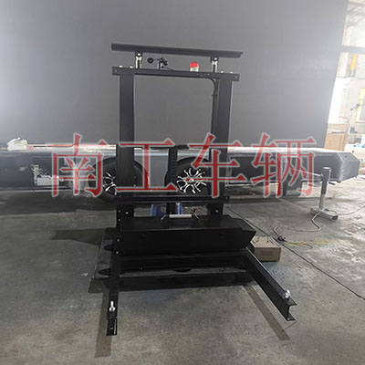 1758176278744235.jpg 交通指示屏升降工具车I.jpg